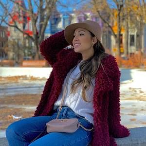 Meet your Posher, Lizzete